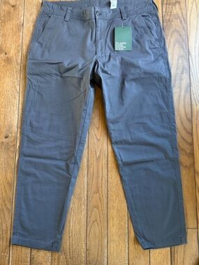 L.L Bean NWT Men's Access Trail Pant Standard Fit Straight Leg Coal 38x29